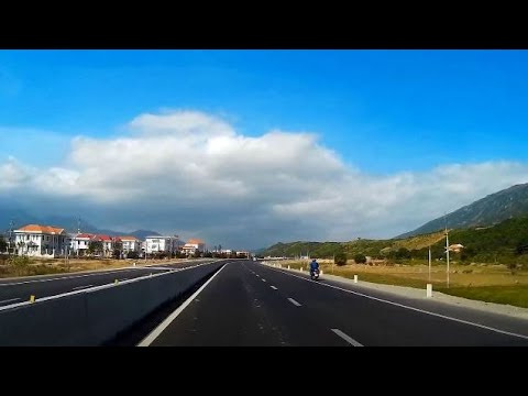 Quốc lộ 1A : Từ khu di t&iacute;ch Ba Th&aacute;p (Thuận Bắc, Ninh Thuận) đến địa phận Kh&aacute;nh H&ograve;a - 18km